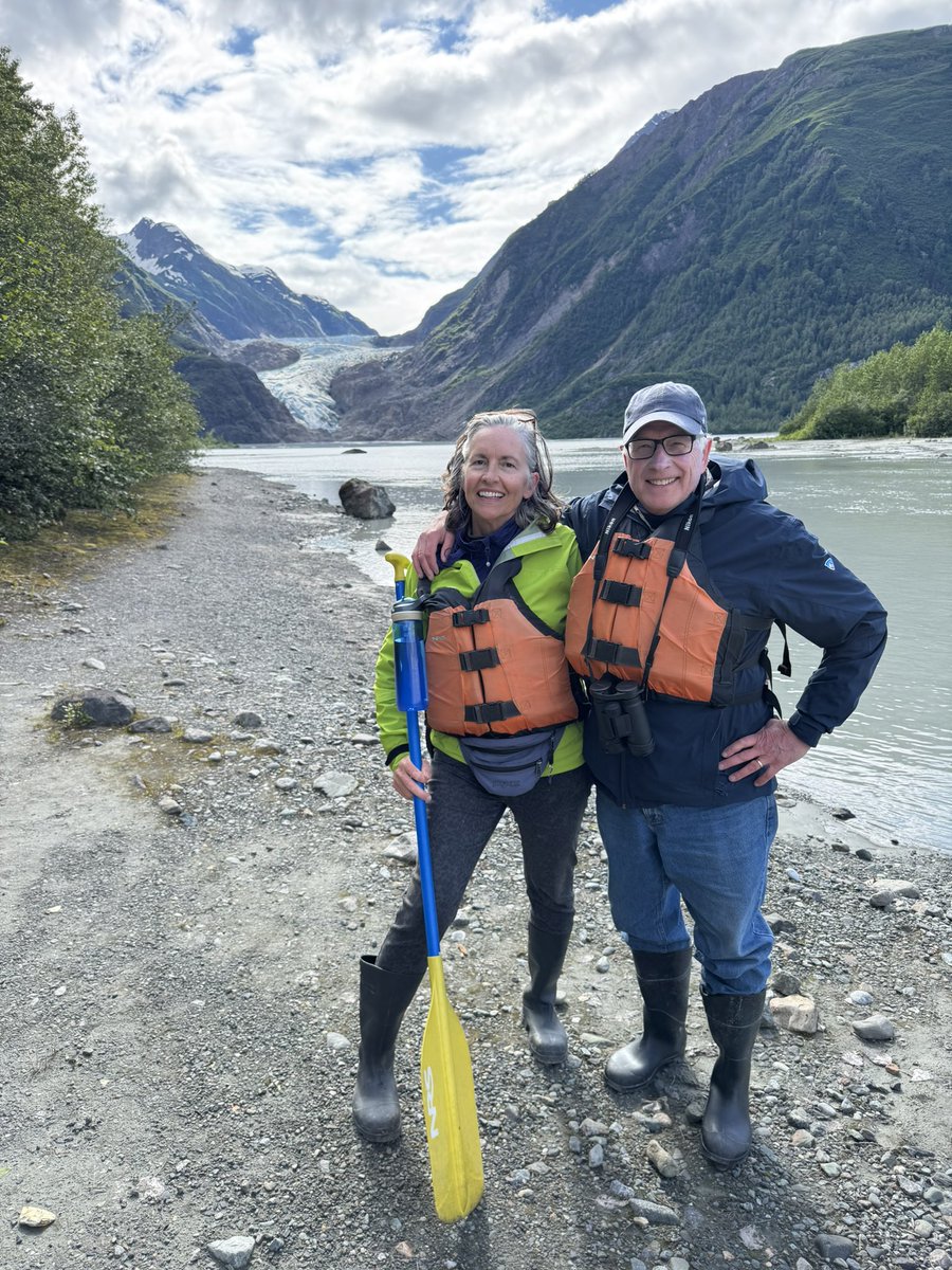 DSweeting's tweet image. Setting out to see some glaciers! Alaska is home to an estimated over 100,000 glaciers — but only about 616 of them are officially named. Especially interested in Glacier Bay.