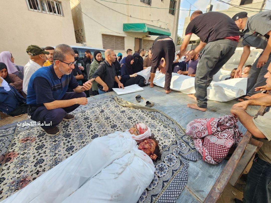 NourNaim88's tweet image. 🚨Israel hasn’t had its fill of #Gaza’s blood or my family’s‼️
After demolishing their home, my cousin Sohaib, his wife Hadeel, and their children were killed in their tent while displaced in what was falsely called a “safe zone.”
An entire family erased in an instant‼️‼️
I…