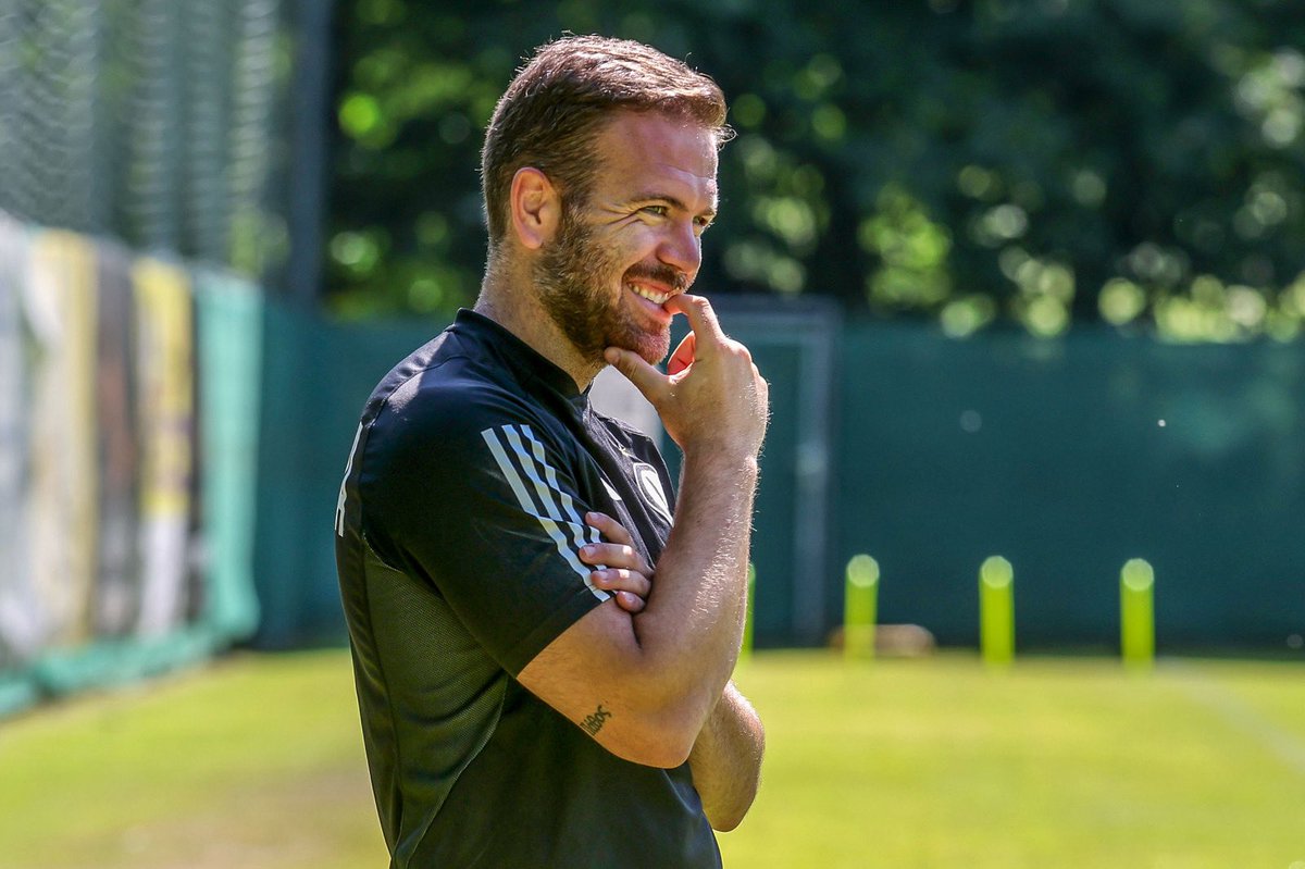 Sebalopezbascon's tweet image. New home. New goals. Same hunger.
Let’s go, @LegiaWarszawa 🔴⚪️🟢