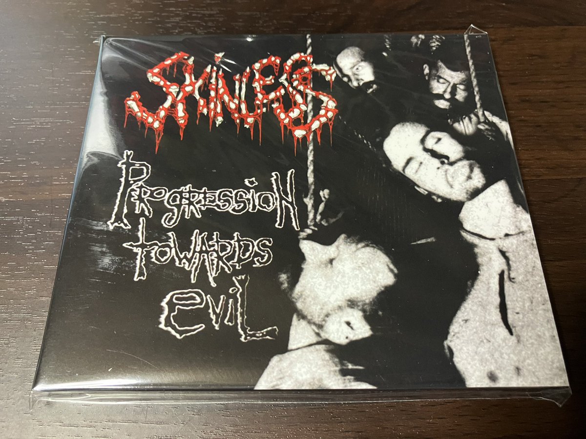 アメリカ産ブルータルデスメタル Skinless の1998年1stアルバムの2024年ブラジル再発盤！マジで今更ですが買いました。ハードコアとの関係が密接なニューヨークシーンを代表するバンドのひとつです。ビートダウンパートもあってすでに今のブルータルデスメタルの型ができています。めっちゃ強いです！