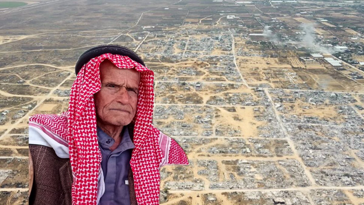 ytirawi's tweet image. لأن أعمارهم تُدين
ارتقى اليوم الحاج عليان قديح، ٩٥ عاماً بعد اغتياله من قبل الاحتلال قرب بني سهيلا، وهو على كرسيه المتحرك.
الحاج عليان لم يكن مجرد شيخ طاعن في السن، بل ذاكرة تمشي على الأرض. وُلد قبل أن تُولد “إسرائيل”، وعاش الانتداب البريطاني، ونجا من نكبة ونكسة وحصار، ليشهد…