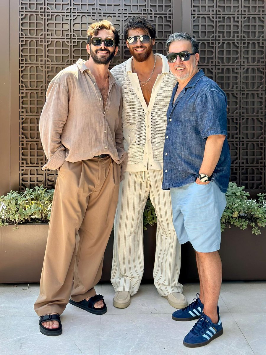 @cuneytsayil • Ig

Ekip 🎬🎬

@/canyaman 
@/ilkerbilgi

#CanYaman
#YamanManiaPL 🇵🇱