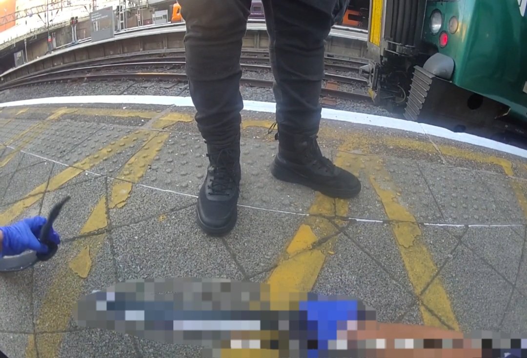 Guardian Team 2 deployed back to the city centre again.

The day ended with us chasing a male towards the train station. We detained him, and a search of the tracks directly below has revealed a machete!

Male arrested, as we believe he's thrown it to avoid detection!