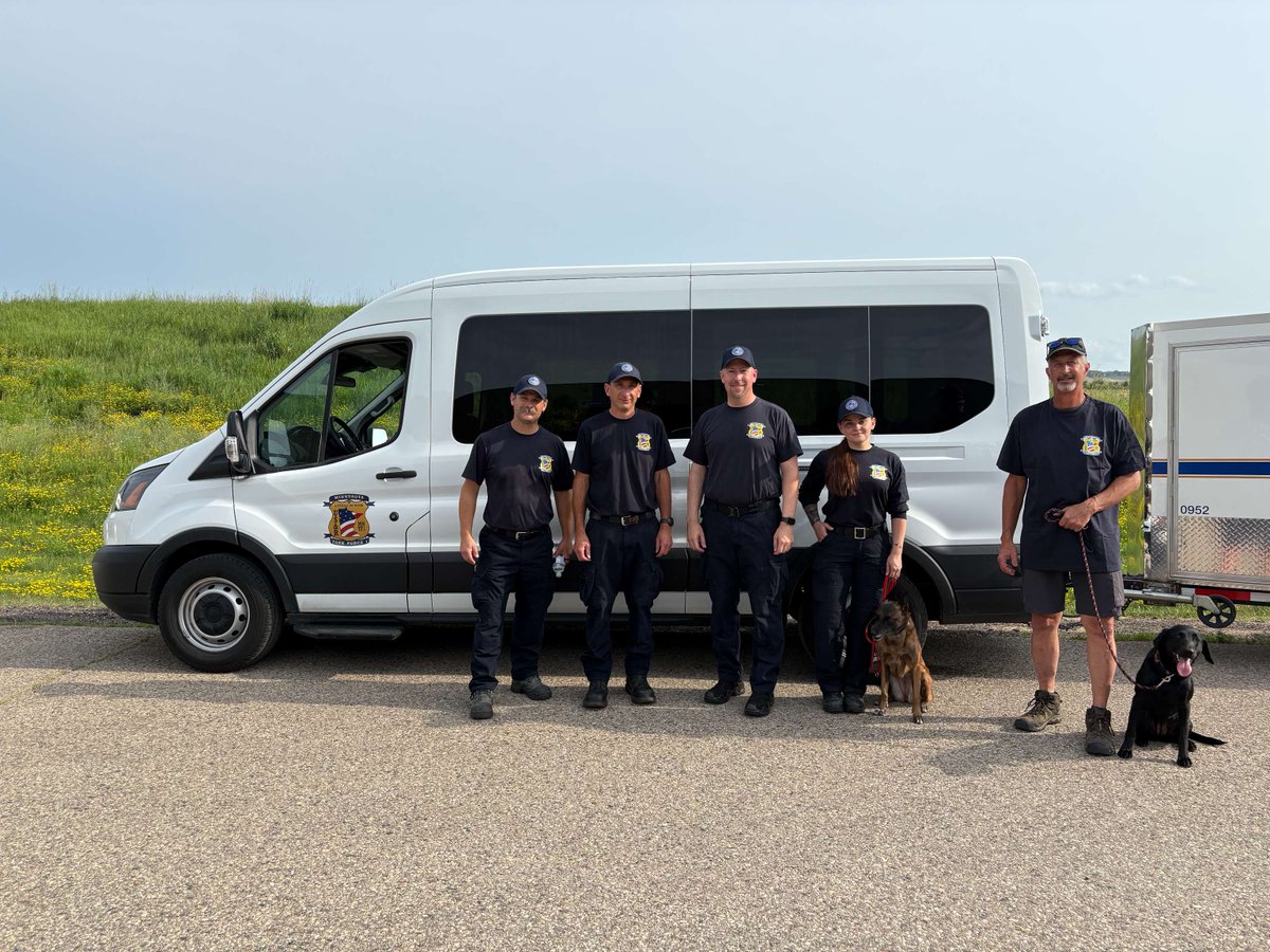 MnDPS_DPS's tweet image. Minnesota Task Force 1 is headed to central Texas to assist after devastating floods. The team of five rescuers and two K-9s is equipped for 24-hour operations in disaster zones with little or no infrastructure. Our thoughts are with all those affected.