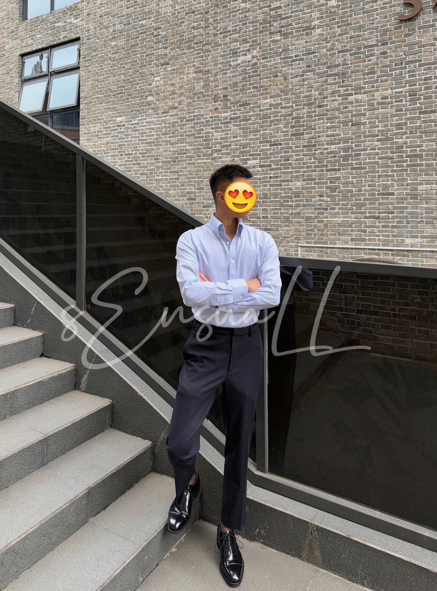 sEnsuaLLiams's tweet photo. 1️⃣0️⃣4️⃣
#白丝 #体育生 #黑皮体育生 #反差 #正装丝袜 #黑丝 #体育生臭脚 #黑袜 #紧身裤 https://t.co/EIj4Z5aY4I