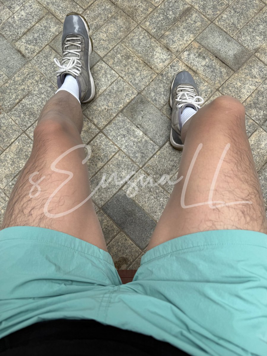 1️⃣0️⃣5️⃣
#白丝 #体育生 #黑皮体育生 #反差 #正装丝袜 #黑丝 #体育生臭脚 #黑袜 #紧身裤