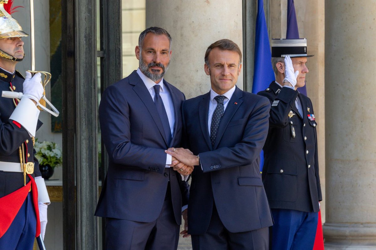 akdn's tweet image. PARIS, FRANCE | 11 JULY 2025
His Highness the Aga Khan began an official visit to France at the invitation of President Emmanuel Macron.
🔗Read the full story: the.akdn/en/resources-m…
#France #ClimateAction #Pluralism #Development #Partnership