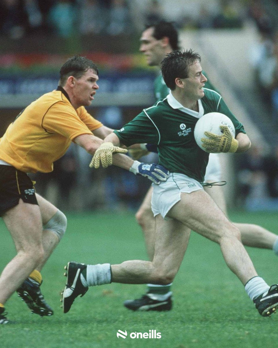 ONeills1918's tweet image. In 1990, Bernard Flynn struck twice against Donegal as Meath powered into the All-Ireland final. A physical, full-blooded semi-final in front of a packed out Croke Park. ⚔️
35 years later, they meet again with a place in the final up for grabs once more! 💚💛