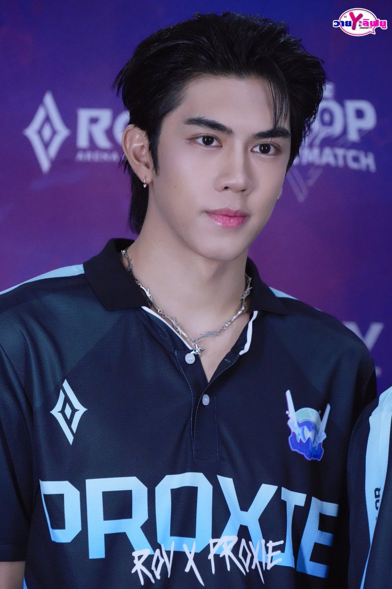 floweryfear's tweet image. คนเดียวกันจริงปะวะ
