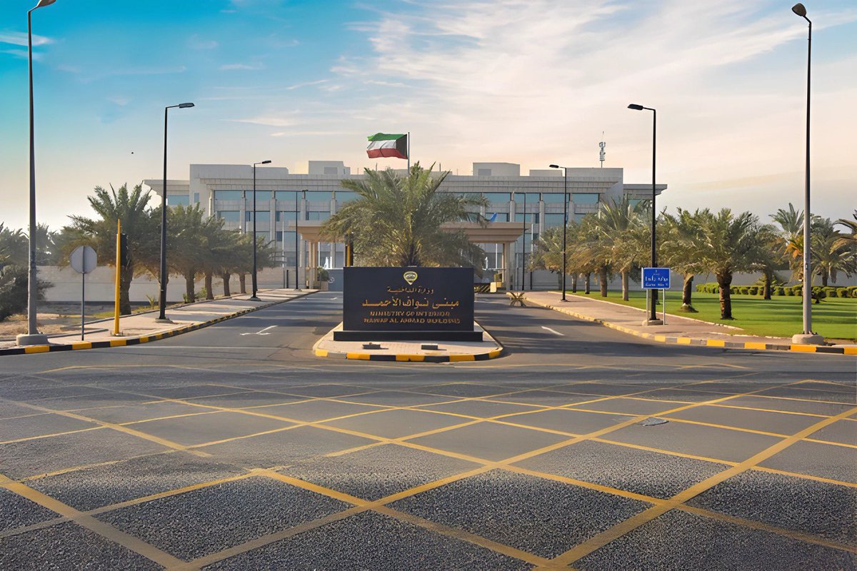 #الداخلية: فتح باب التسجيل للالتحاق بالدورة التخصصية لرتبة شرطي

- فتح الباب للالتحاق بدورتي ضباط الصف لرتبتي رقيب أول ووكيل ضابط