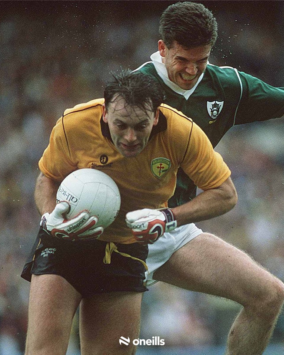 ONeills1918's tweet image. In 1990, Bernard Flynn struck twice against Donegal as Meath powered into the All-Ireland final. A physical, full-blooded semi-final in front of a packed out Croke Park. ⚔️
35 years later, they meet again with a place in the final up for grabs once more! 💚💛