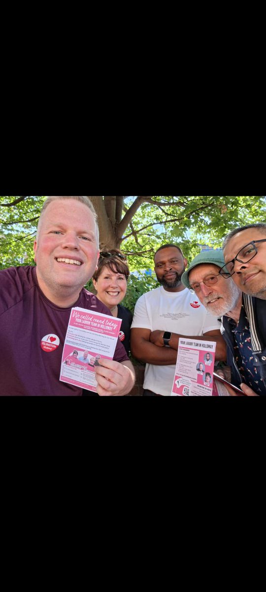 A lovely sunny morning  out with brilliant councillors and members speaking to residents in Holloway Ward,  thank you to everyone who joined us 🙏🙏❤️❤️