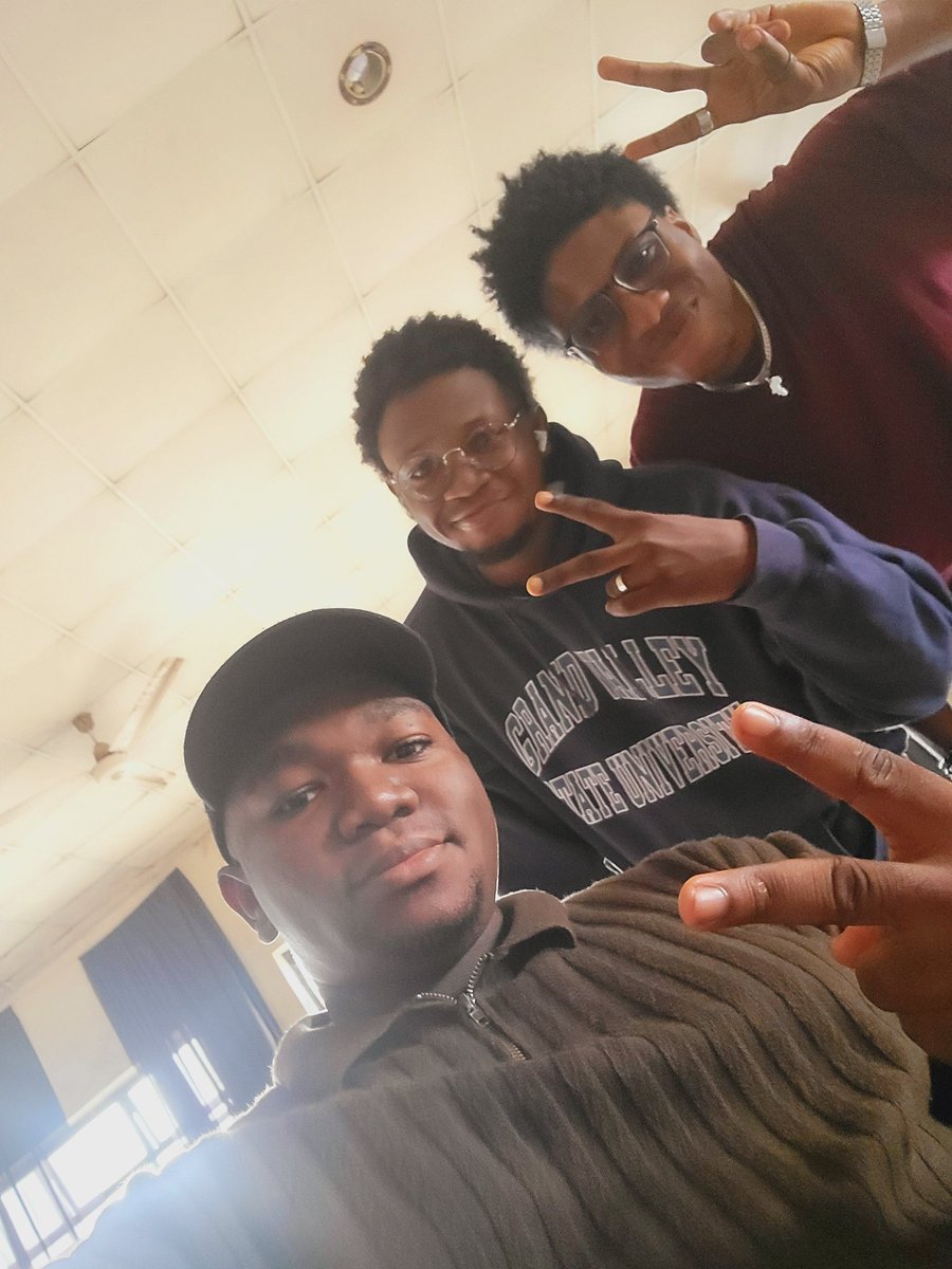 BossEmmanuel tweet media