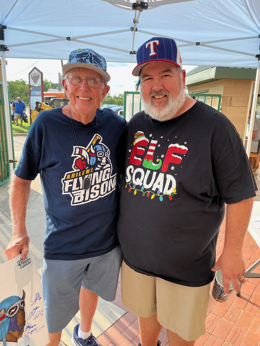 TBMccutchen's tweet image. Game 68 - Christmas in July - Piney Woods v @ABIFlyingBison did not disappoint. Mom finally came out, team sold (very limited supply) Christmas themed caps and Mr. Berry is one of our biggest fans (probably more loyal than me!) + a big win! Great night at the yard! #Road2Wrigley
