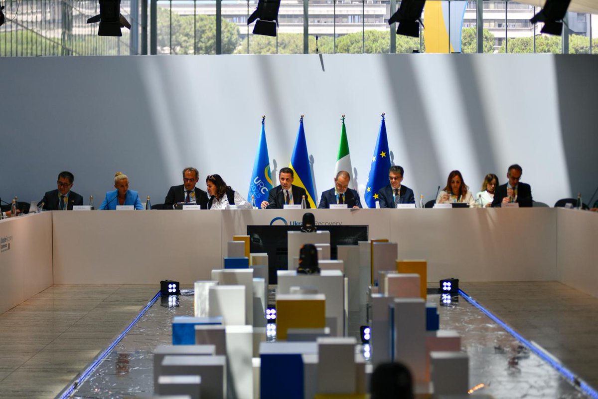 enricopetro's tweet image. At the #UkraineRecoveryConference in Rome @GruppoCDP brought together Development Banks, IFIs, EU & 🇺🇦 authorities to step up public-private capital mobilization for Ukraine’s reconstruction.
Key outcomes: launch of the EU Flagship Fund & strengthened EU/G7 coordination. #URC2025