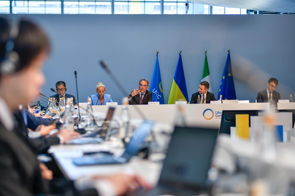 enricopetro's tweet image. At the #UkraineRecoveryConference in Rome @GruppoCDP brought together Development Banks, IFIs, EU & 🇺🇦 authorities to step up public-private capital mobilization for Ukraine’s reconstruction.
Key outcomes: launch of the EU Flagship Fund & strengthened EU/G7 coordination. #URC2025
