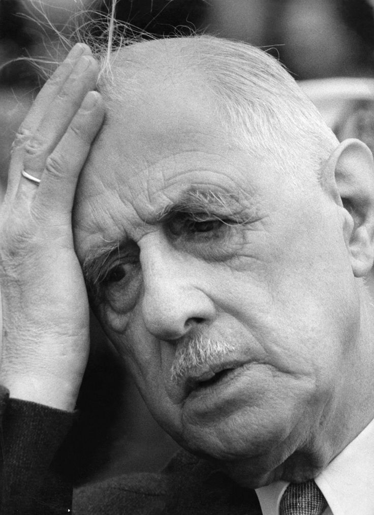 Oli4sch's tweet image. Me trying to contain my anger in seeing all the idiotic Flemish Nationalist posts today and yesterday...

(Next week I&apos;ll get my revenge, then it&apos;s the actual National holiday.)