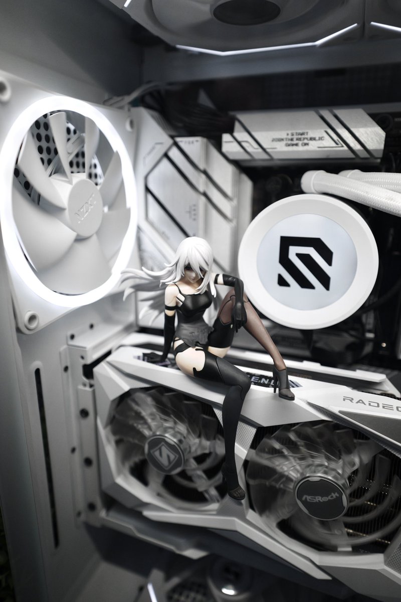 nexstayy's tweet image. My new setup is so sexy 🤟🏾#setup #techtok #desksetup