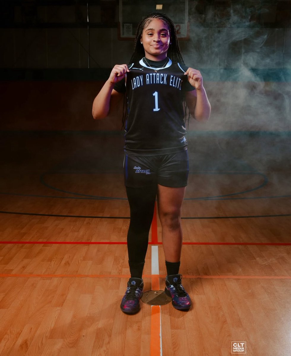 Lady Attack Elite Basketball (@ladyattackelite) on Twitter photo 29’ Kali Dancy has been incredibly dynamic scoring the basketball and making plays for LAE 2029. Dropped 21 in the quarter final game to help lead her team to a win!
Undefeated 🏀📈
Semi 10:20 VS MO Phenom in <a href="/TFNsRun4Roses/">TFN's Run 4 Roses</a>
#BeElite 29’ Kali Dancy has been incredibly dynamic scoring the basketball and making plays for LAE 2029. Dropped 21 in the quarter final game to help lead her team to a win!
Undefeated 🏀📈
Semi 10:20 VS MO Phenom in <a href="/TFNsRun4Roses/">TFN's Run 4 Roses</a>
#BeElite