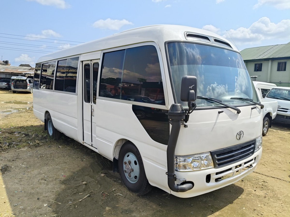 obaofph01's tweet image. Do you have an event and need to rent cars or buses? Look no further.
Our fleet offers a wide range of vehicles to suit every need and budget. From economy sedans to Luxury SUVs, we have got you covered.
Book now and enjoy a seamless rental experience.