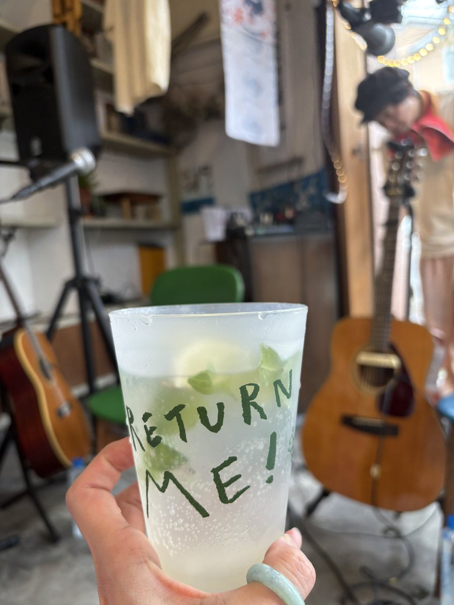 ot_fuji's tweet image. CORNERpresents名前をつけてやるvol.3
LIVE MIZ 2025/7/12
昼＆夜の部へ
素敵な空間の中で、美味しいご飯とお酒を嗜みつつMIZの音楽が聴けたの最高だった✨MC面白い話たくさんでずっとクスクス笑ってほお骨痛くなった　
昼の部の大合唱、夜の部の照明消して歌ってくれたのもよかった