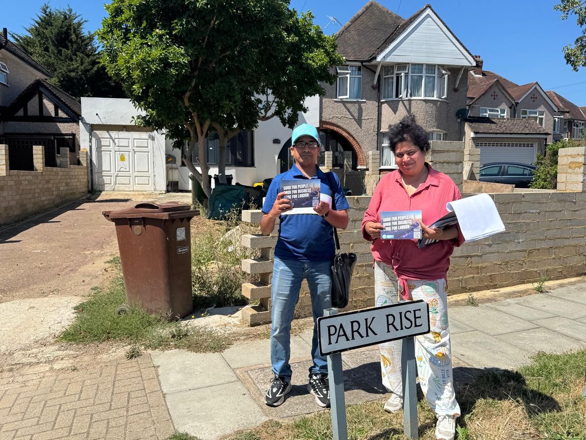 Vijay (@yeshwanthsinghv) on Twitter photo A round of leaflets delivered in few streets in sunny Harrow Weald ward this morning along with <a href="/SavvyPrakash/">Savitha Prakash</a> <a href="/HarrowReformUK/">Reform UK Harrow</a> <a href="/ReformCentral/">Reform Central</a> <a href="/OfSouthall/">Reform - Ealing/Brent</a> A round of leaflets delivered in few streets in sunny Harrow Weald ward this morning along with <a href="/SavvyPrakash/">Savitha Prakash</a> <a href="/HarrowReformUK/">Reform UK Harrow</a> <a href="/ReformCentral/">Reform Central</a> <a href="/OfSouthall/">Reform - Ealing/Brent</a>