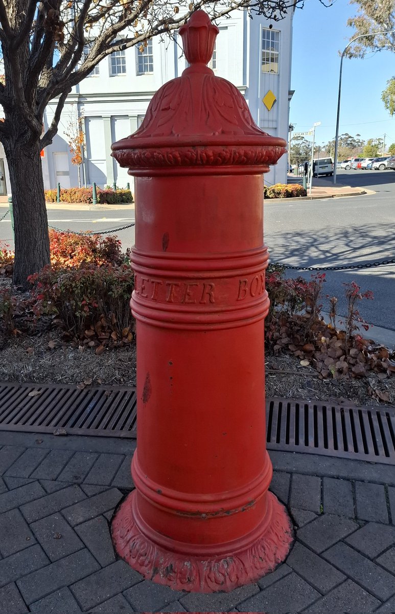 CDhubh's tweet image. For #postboxsaturday From northern to southern hemisphere. June 1 Heathrow, London, UK - June 30 Forbes, central western NSW, Australia.