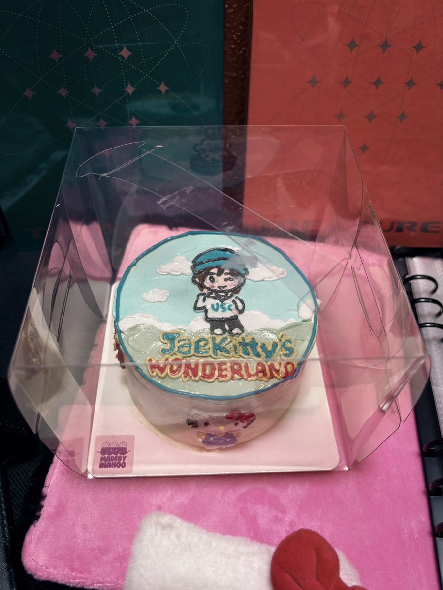 jaerutooluv's tweet photo. #JaeKittyWonderland https://t.co/5Be7vQ6grg