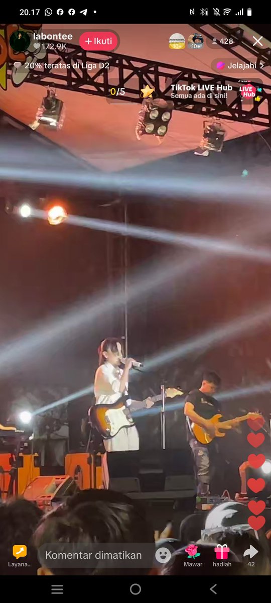 crazynessinme1's tweet photo. Bangga banget ya Allah walaupun cuma bisa nonton dari live streaming 😭😭😭❤❤❤

#MerinduLagidiKendari
#MesaHira https://t.co/1KxX9bU47y