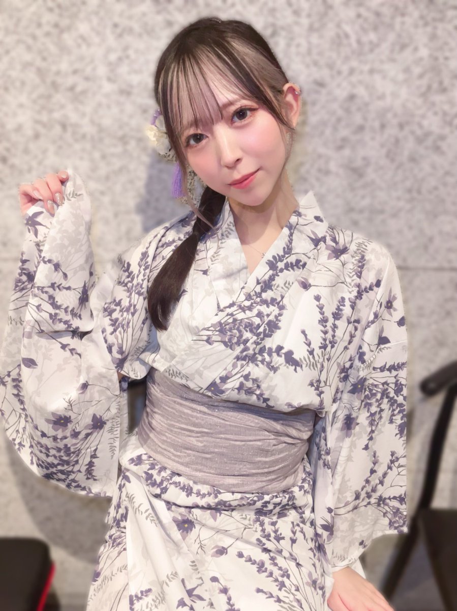 vim_kohina's tweet image. 夏ですよ🎐