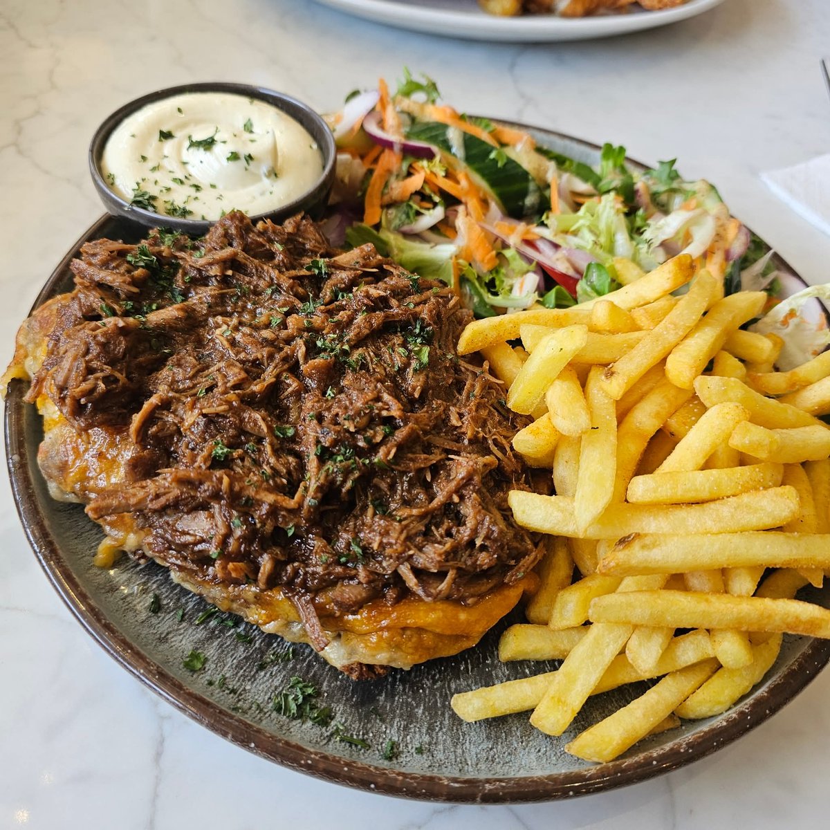 Pulled pork parmo for lunch. ✌️