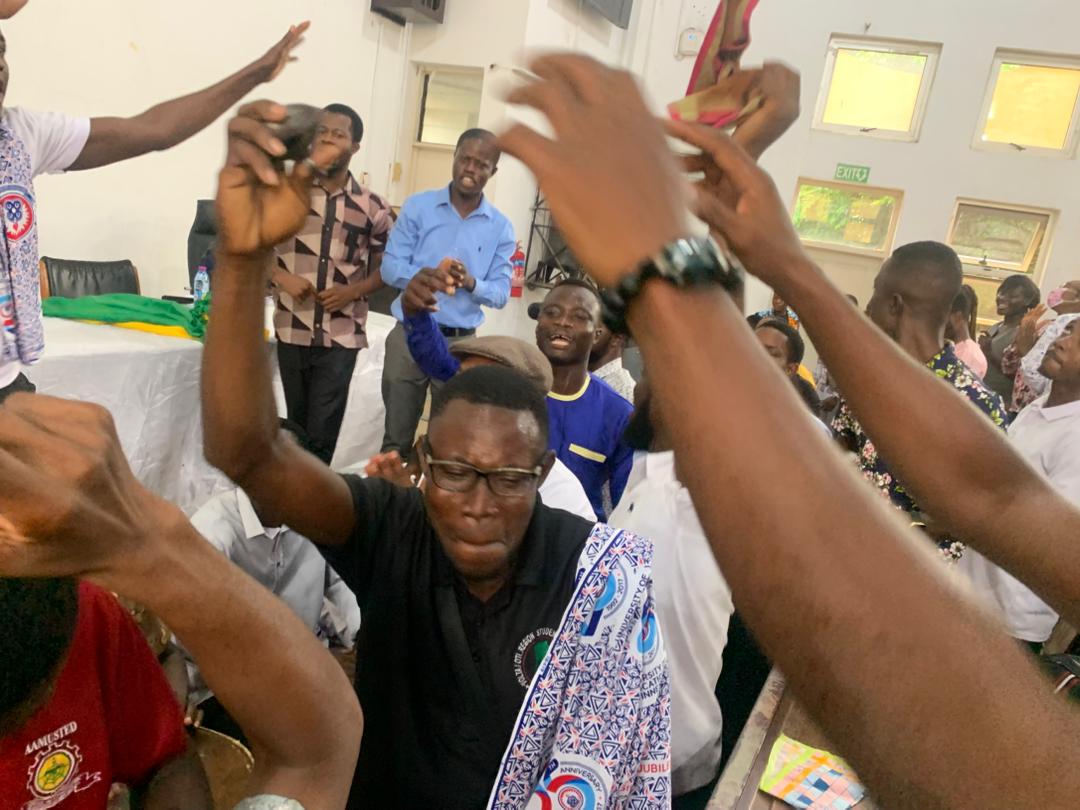 KnustVorsa's tweet photo. Live Borborbor Session by Mampong AAUMSTED-VORSA 🔥🔥🔥 https://t.co/Ikj7VYm4O9