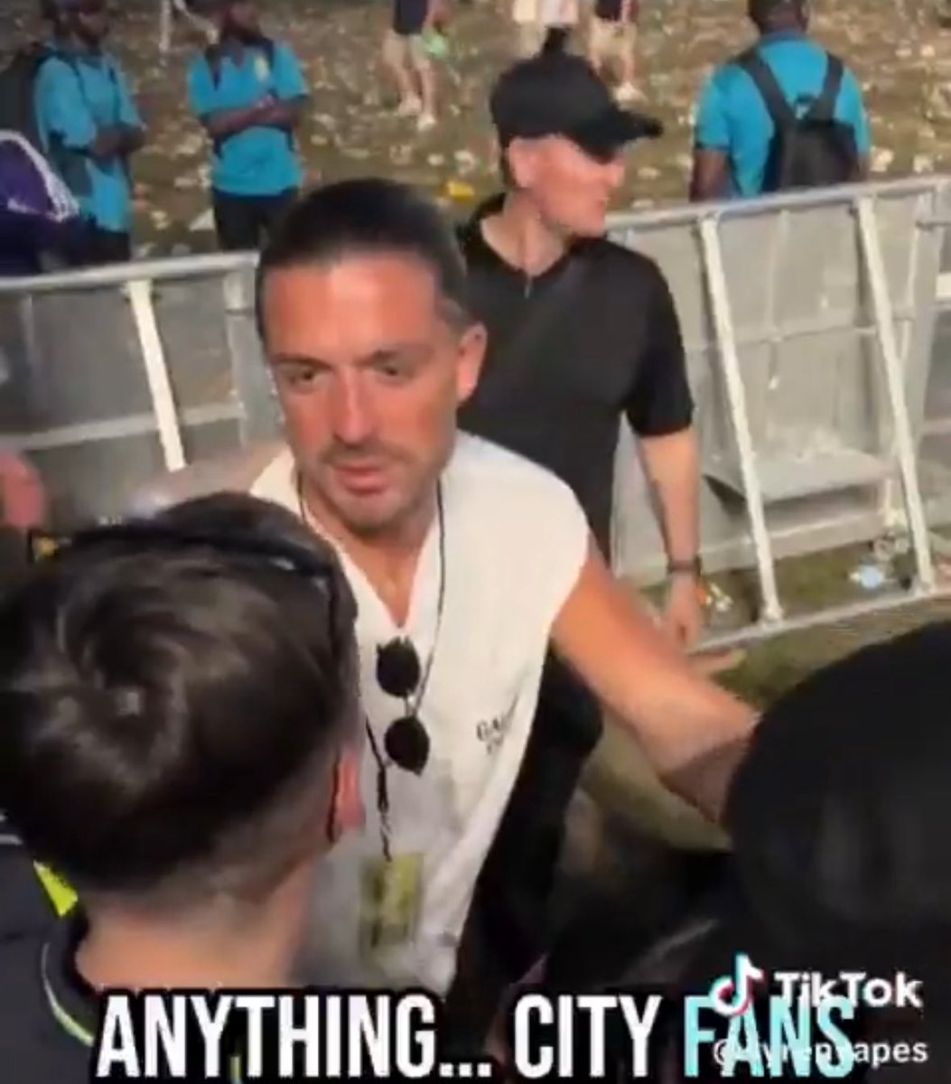 🚨🎙️جاك غريليش : 

أحب السيتي أكثر من أي شيء 

تعرف ما الذي أحبه اكثر من أي شيء ؟ جماهير مانشستر سيتي 

إنهم أفضل جماهير في العالم !! 😮‍💨💙😥