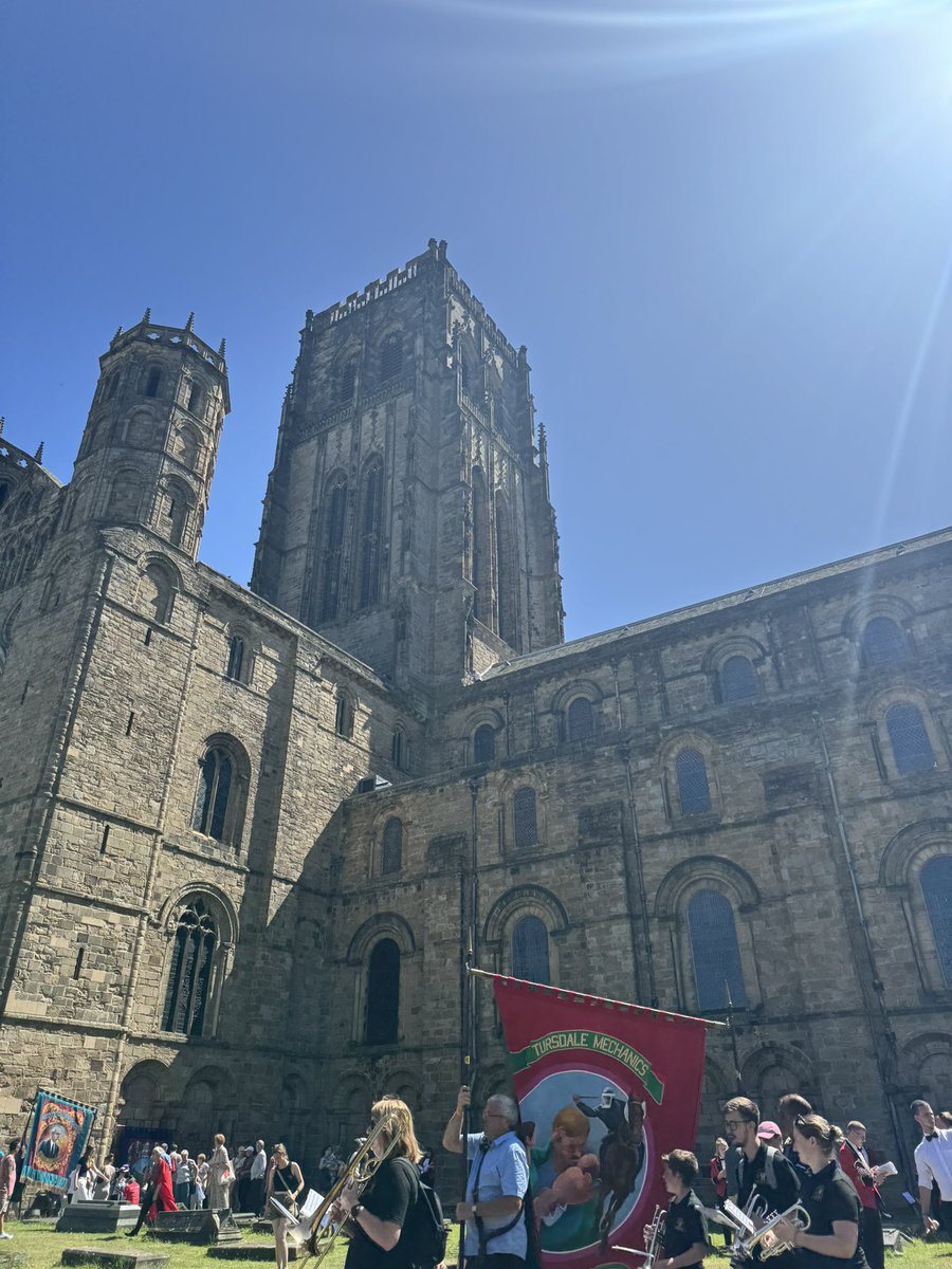 Today we celebrate the Miners Festival Service from 3pm 🎺