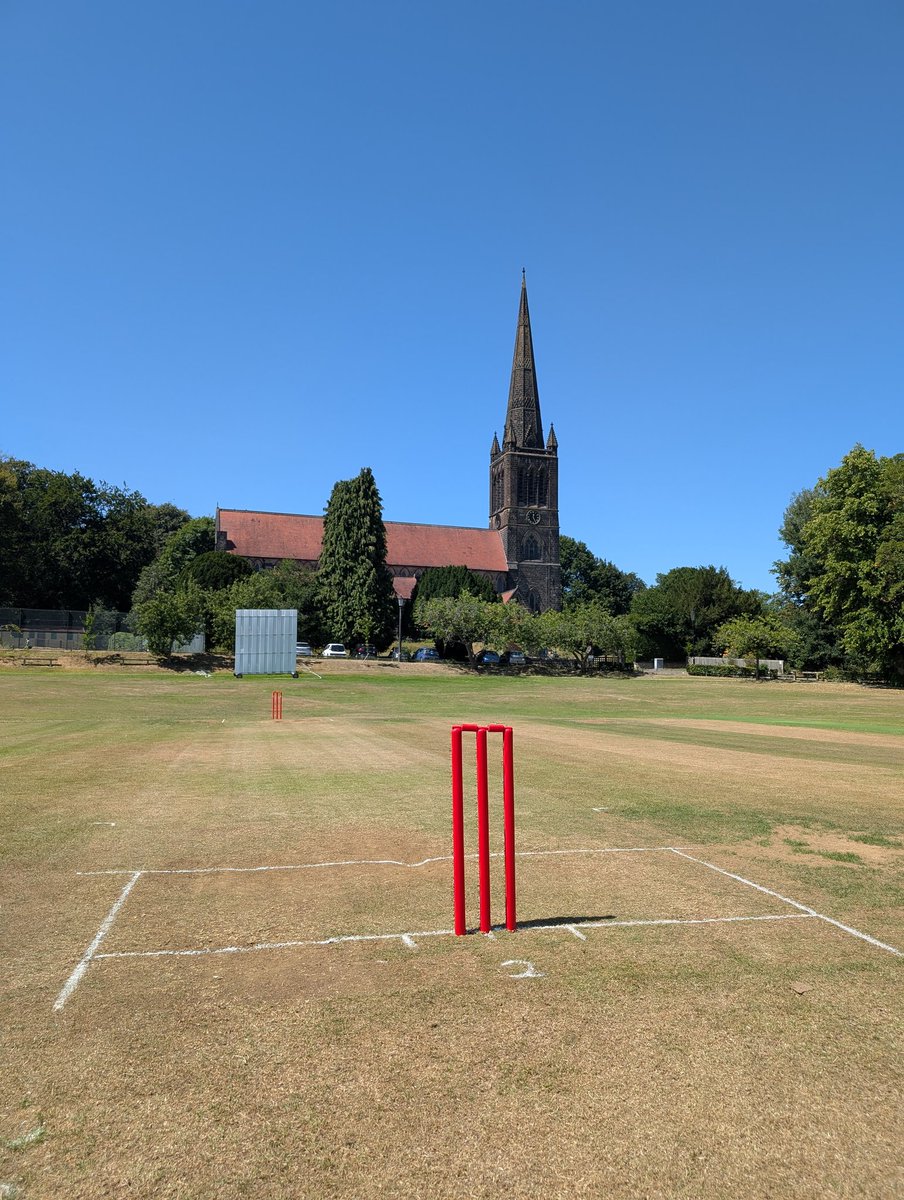 StChadsCC's tweet image. Chads going #RedforRuth to help spread the word about @RuthStraussFdn ♥️