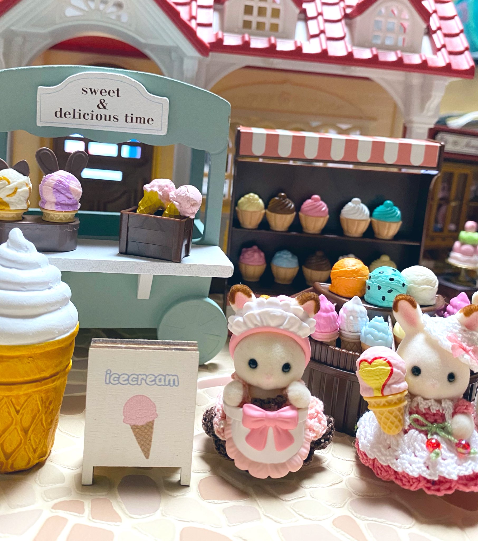 ミニチュア❤ひよこアイスタワー うわぁぁあ〜〜 ひよこタワー🗼 #ニトリのひよこ#ニトリのヒヨコ