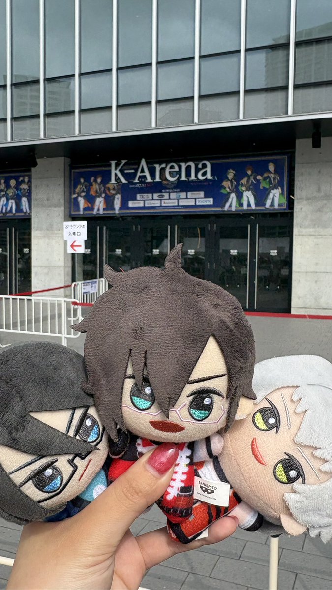 tmk016514's tweet image. 終始意味のわからないライブでしたね(褒め言葉)