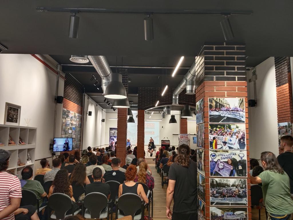 Hemos escuchado mucho sobre la II República y la guerra civil. Pero se suele ocultar que fue una auténtica revolución social.

Hablamos de la REVOLUCIÓN ESPAÑOLA y de cómo los obreros en armas combatieron al fascismo con J.I Ramos, Carlos Ramírez, Borja Latorre y Marina Mata.