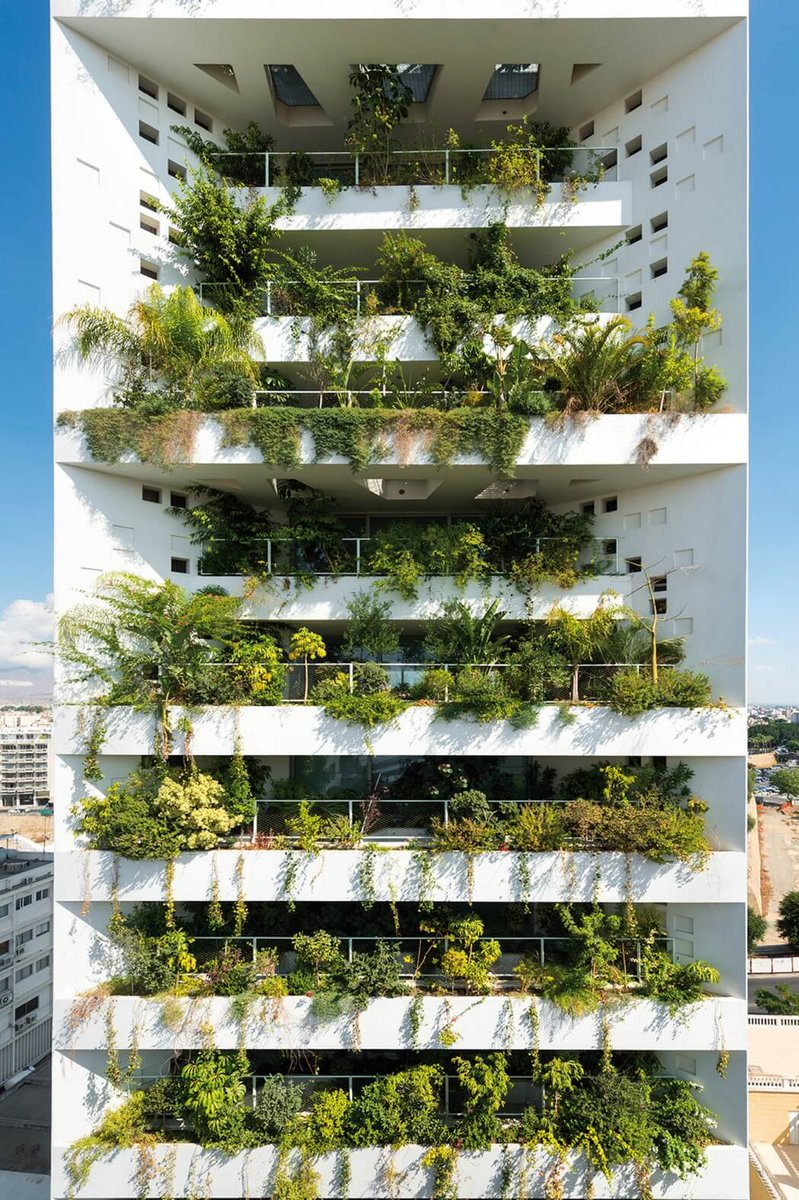 HomeAdore's tweet photo. White Walls by Ateliers Jean Nouvel 

https://t.co/eajuZ10P1i https://t.co/oWX39mPJHT