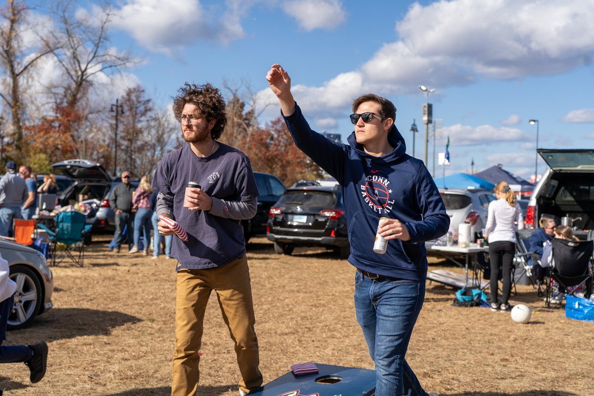 UConnHuskies's tweet image. Getting closer to tailgates at The Rent! 👀
UConnTickets.com