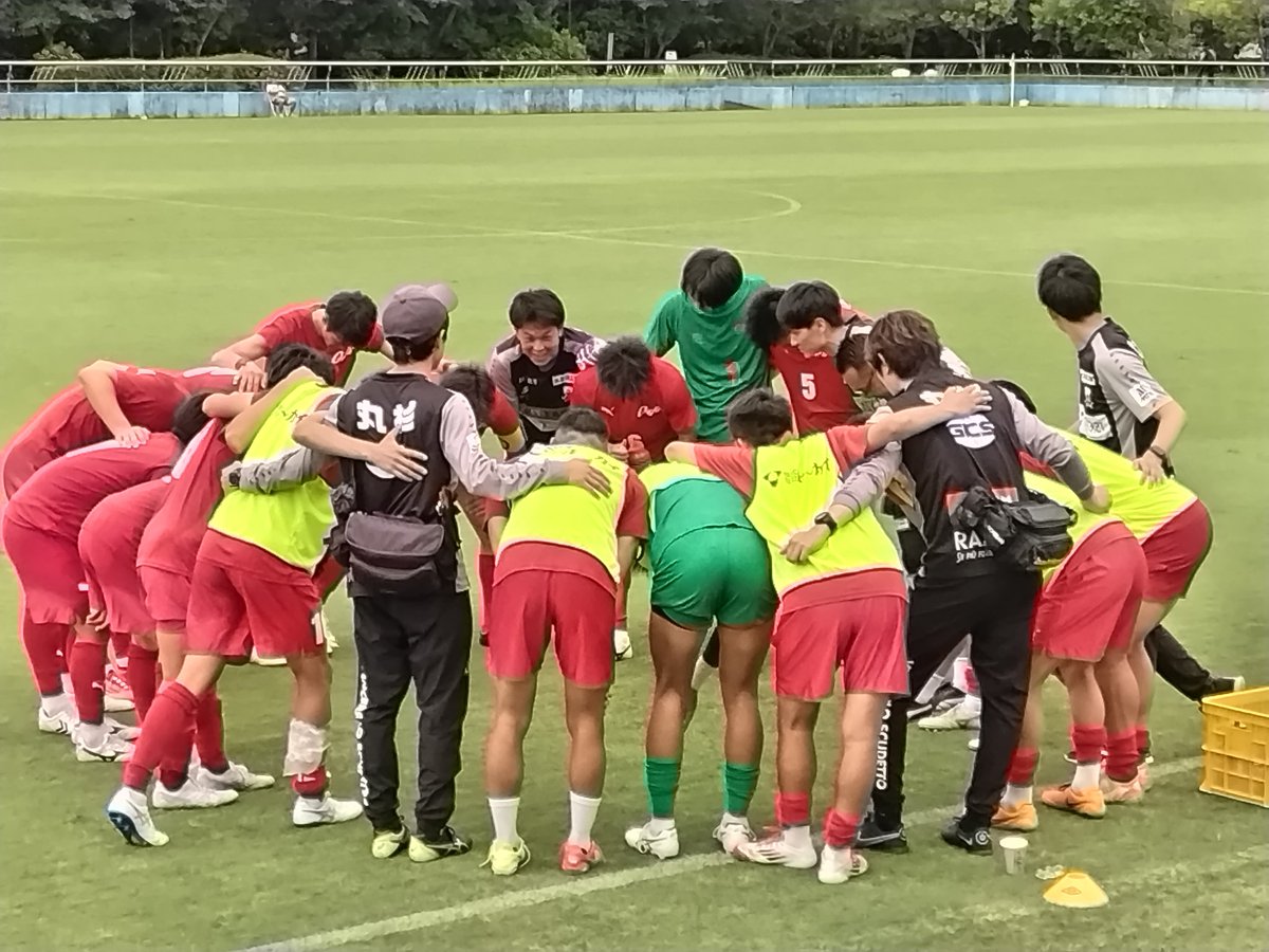 sportsgifu's tweet photo. 【 #滋賀国スポ 情報】
本日、 東海ブロック大会(サッカー)が開催されました！

◾️成年男子@清水NTC
岐阜1-1愛知(PK5-3)
◾️少年男子@エコパスタジアム
岐阜1-2愛知
◾️少年女子@ゆめりあ球技場
岐阜0-4三重

少年男女は敗退してしまいましたが、成年男子は見事、勝利！
本大会の出場権を獲得しました！ https://t.co/BxDmCRDKgr