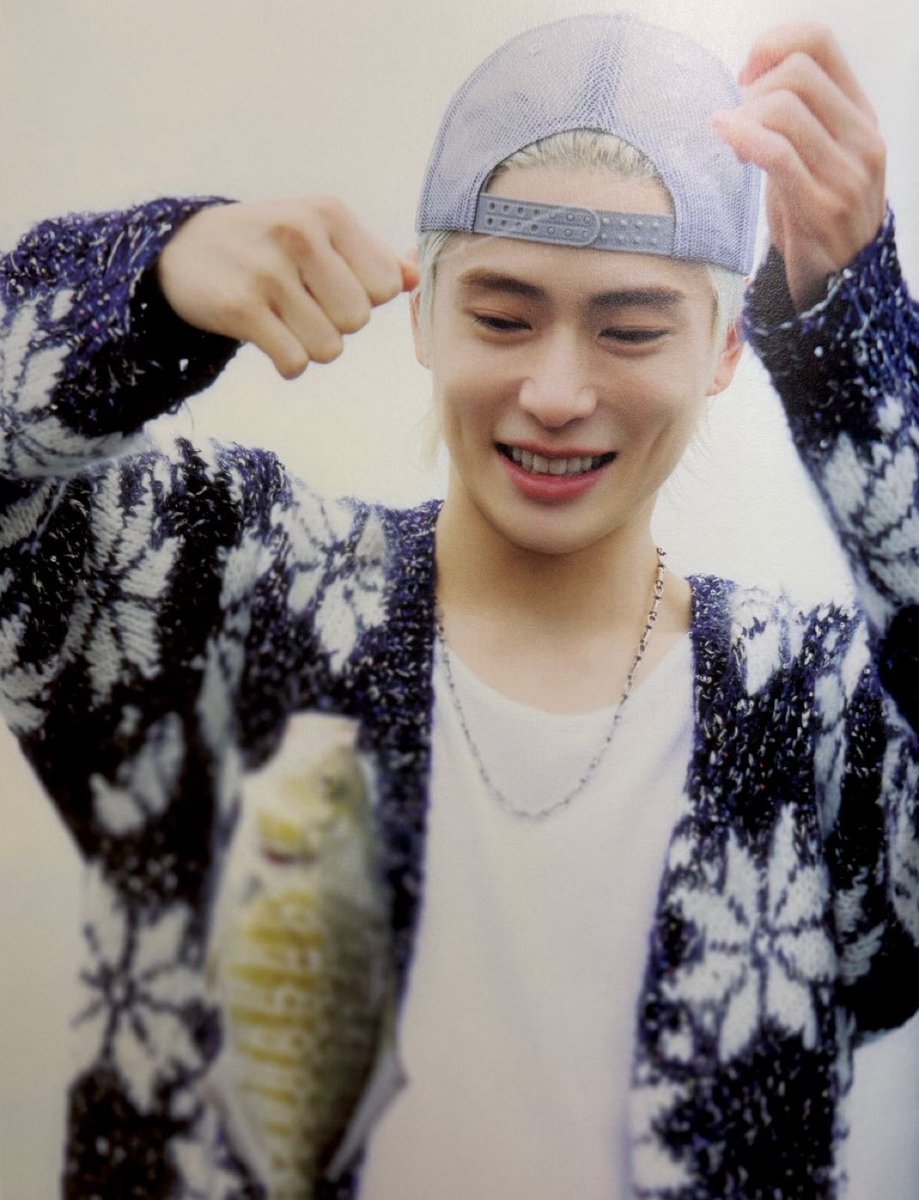 แจนหล่อน่ารักธรรมชาติมากๆ แบบผิวดีหน้าตาดีมากๆอะ 😚🥰