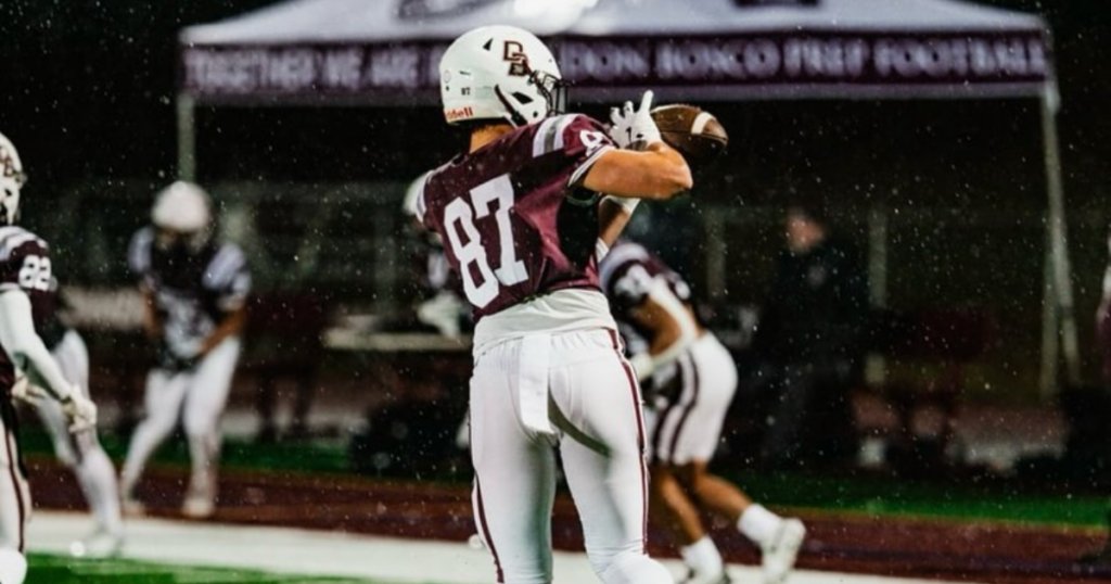 2027 tight end JT Geraci feels strongly about Alabama and TE coach Bryan Ellis after being offered recently.

"He’s always staying in contact with me. He’s reaching out over text, I think that shows how I’m important to him."

on3.com/teams/alabama-… (On3+)