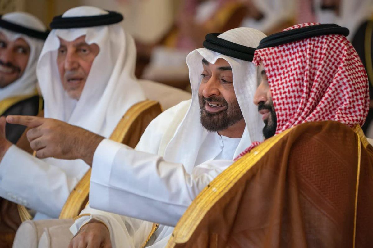 kh3lij_Arabi's tweet image. المملكة العربية السعودية الشريك التجاري الأول عربياً والثالث عالمياً مع دولة الإمارات 🇦🇪🇸🇦
تصنف المملكة كأول شريك تجاري مستورِد من دولة الإمارات على مستوى العالم.
تأتي دولة الإمارات في طليعة الدول المستثمرة في المملكة العربية السعودية.
بيانات رسمية