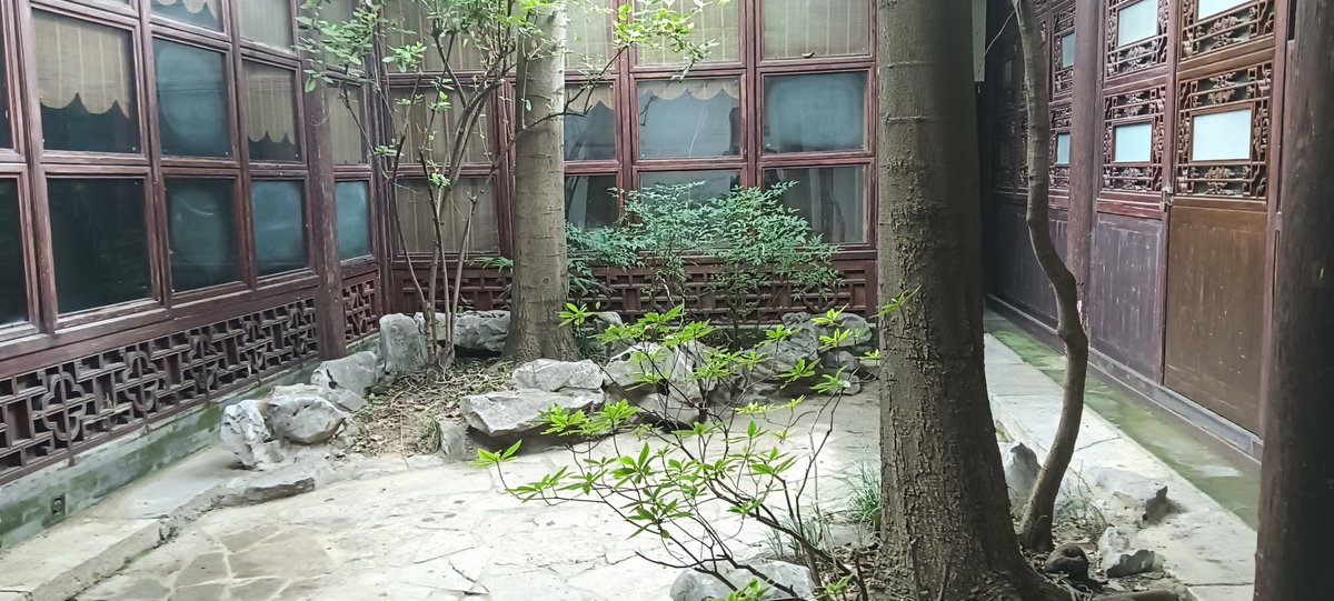 福利姬鹿焰分享的黄推图片3 - 网红私拍内容