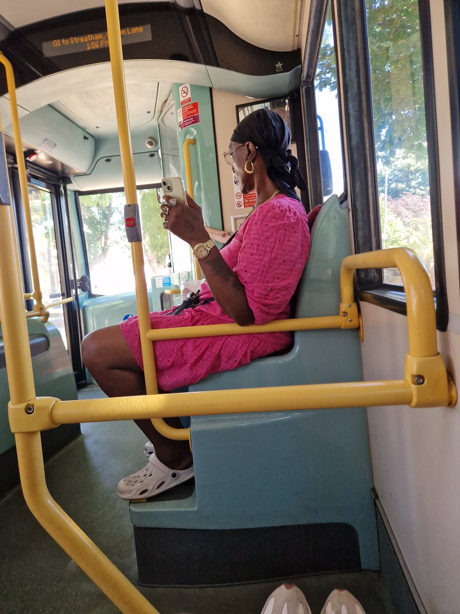 .Can we please ban this <a href="/TfL/">TfL</a> <a href="/MayorofLondon/">Mayor of London, Sadiq Khan</a> 
Crazy people with no headphones blasting the music? G1 must be the worst bus route in London. #singapore #uae would fine you for this