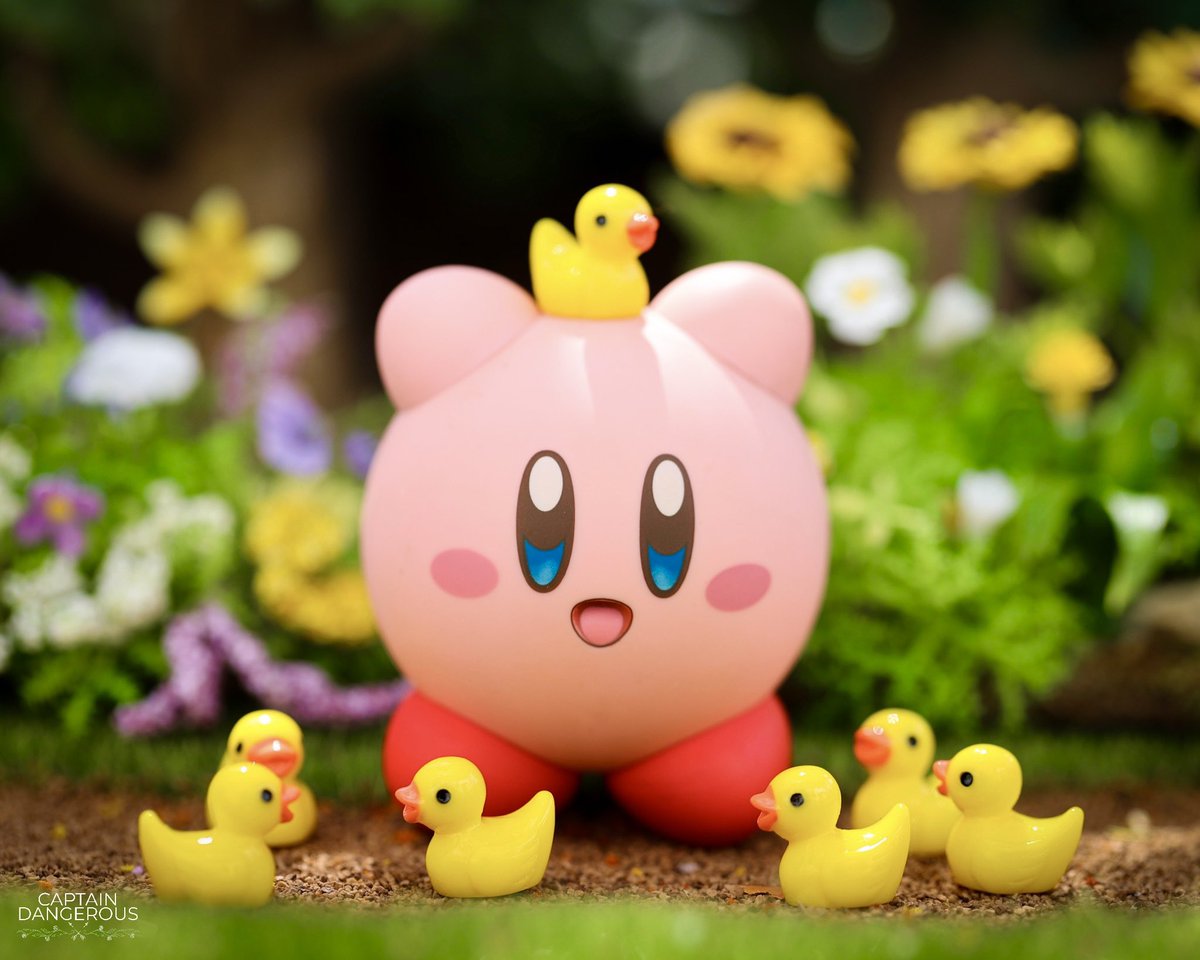 CaptDangerous64's tweet image. Kirby made some friends 🥰🐥 #kirby
