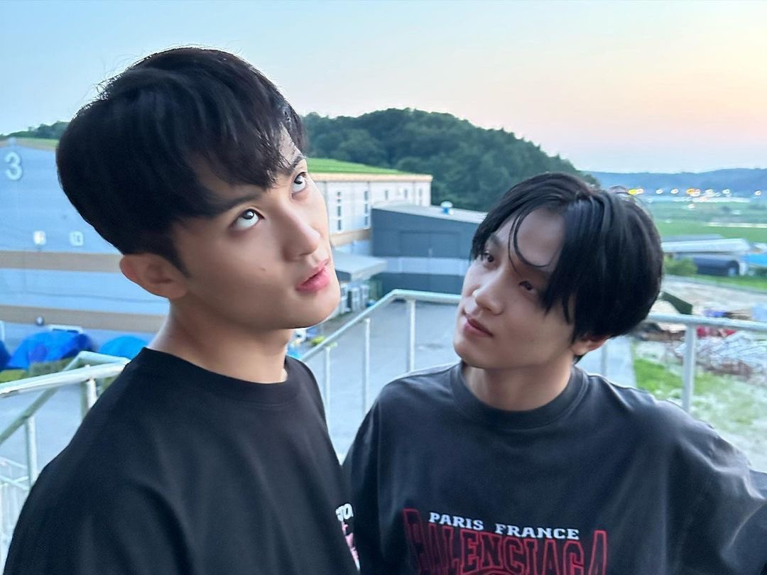 markhyuck short au.
; Bro sonoan dikit