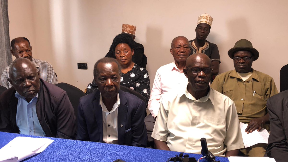 Matembu Gerald (@gmatembu) on Twitter photo Elders from the Bugisu and Teso sub-regions have called on <a href="/FDCOfficial1/">FDC</a> president <a href="/PatrickAmuriat/">Patrick Oboi Amuriat</a> to step aside in favor of long-serving party Secretary General <a href="/NandalaMafabi/">Nandala Mafabi</a> in a bid to avert a potentially divisive showdown. #NBSUpdates #NbsLiveat9 Elders from the Bugisu and Teso sub-regions have called on <a href="/FDCOfficial1/">FDC</a> president <a href="/PatrickAmuriat/">Patrick Oboi Amuriat</a> to step aside in favor of long-serving party Secretary General <a href="/NandalaMafabi/">Nandala Mafabi</a> in a bid to avert a potentially divisive showdown. #NBSUpdates #NbsLiveat9