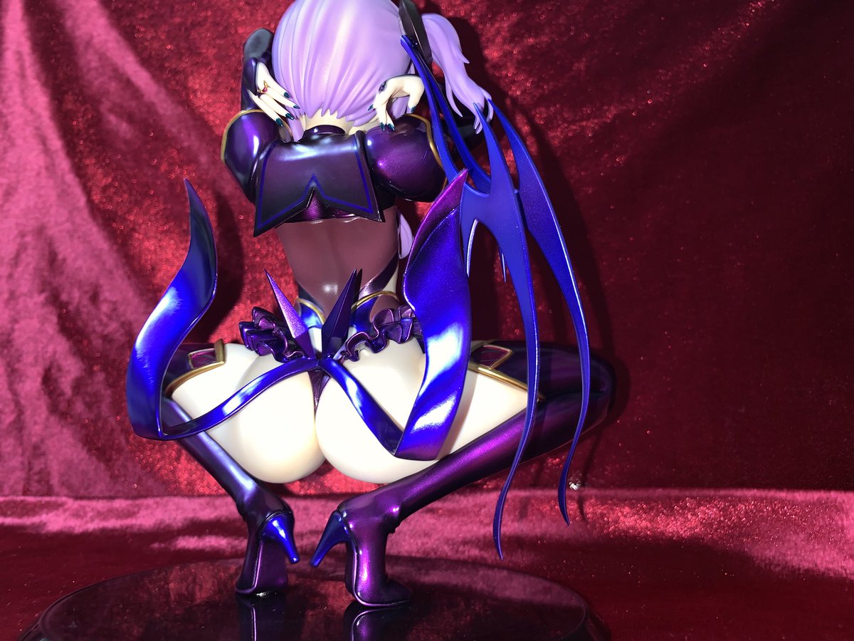 オーキッドシード　サキュメアラピス
交換用パーツ使用後

調べたらみんな交換用パーツ使用した
状態で台座にはまらないみたいなので
自分がやった事実を載せます